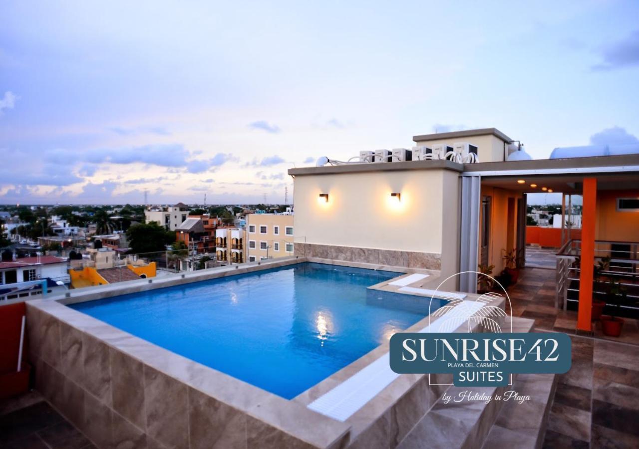 Sunrise 42 Suites By Holiday In Playa Playa del Carmen Eksteriør billede